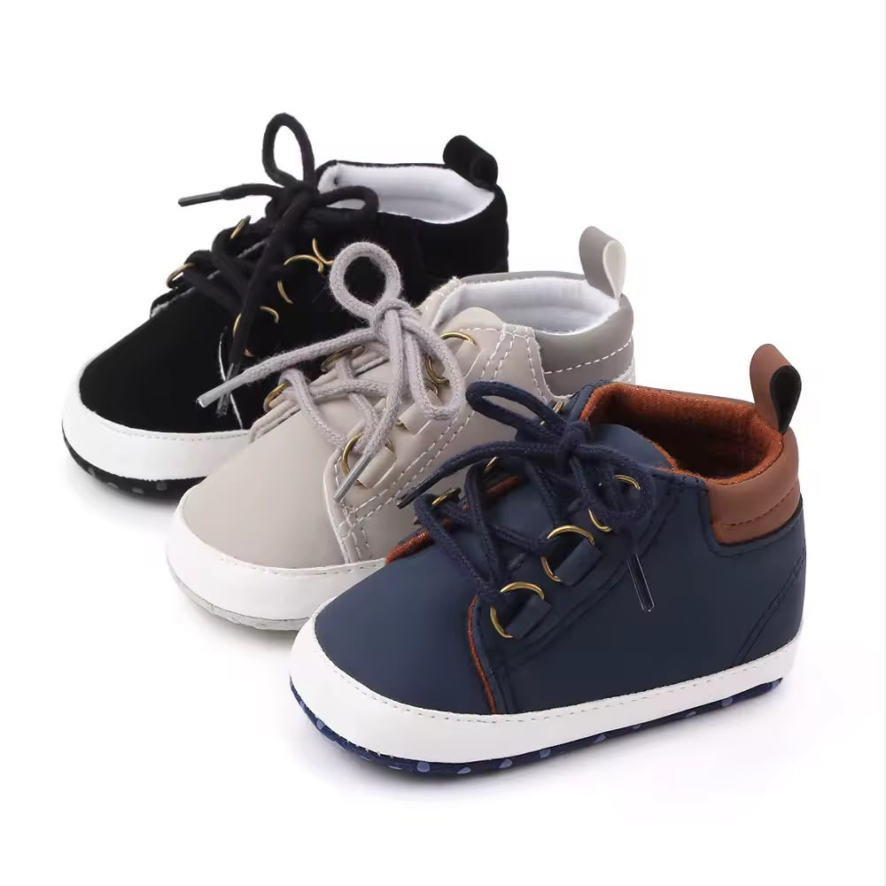 Kids' Footwear